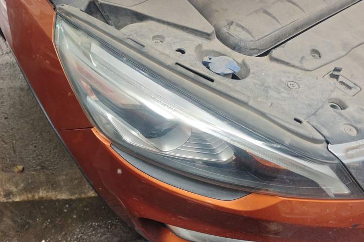Used Geely Auto Emgrand GS 2016 Sport Edition 1.3T Automatic LingShang Model Right Front Headlight