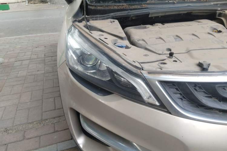 Used Geely Auto Emgrand GS 2016 Sport Edition 1.3T Manual LingShang Model Right Front Headlight