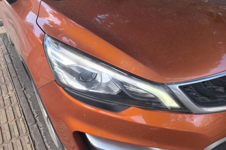 Used Geely Auto Emgrand GS 2016 Sports Edition 1.8L Manual LingShang Model Right Front Headlight