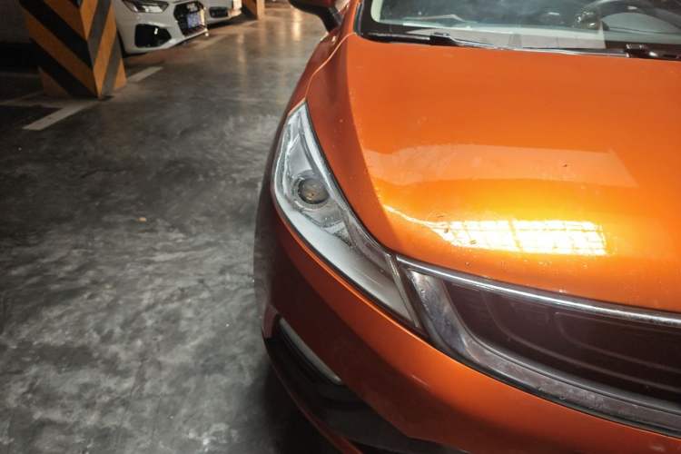 Used Geely Auto Emgrand GS 2016 Elegant Edition 1.8L Manual LingShang Model Right Front Headlight
