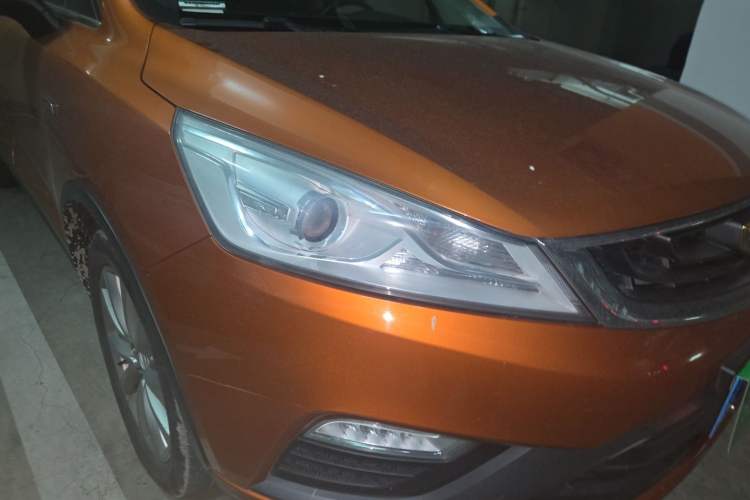 Used Geely Auto Emgrand GS 2016 Sport Edition 1.3T Automatic LingShang Model Right Front Headlight