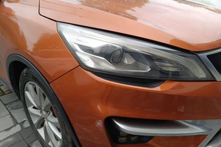 Used Geely Auto Emgrand GS 2016 Sports Edition 1.8L Manual LingShang Model Right Front Headlight