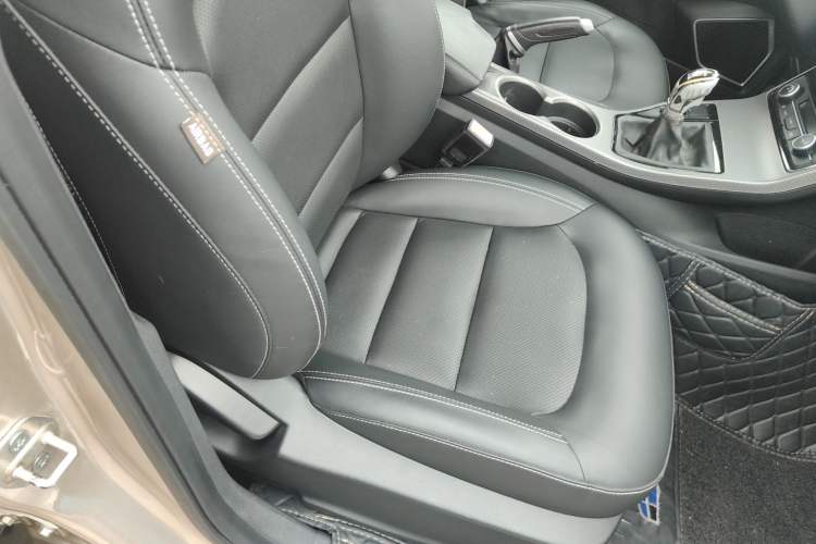 Used Geely Auto Emgrand GS 2016 Elegant Edition 1.8L Manual LingShang Model Right Front Seat