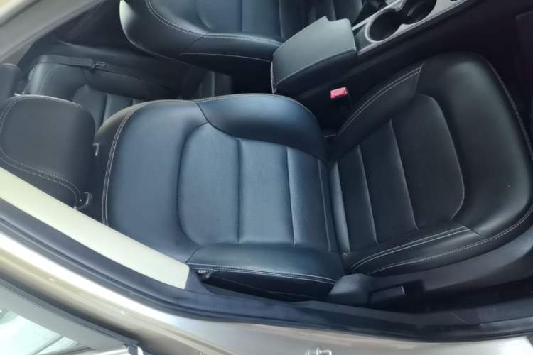Used Geely Auto Emgrand GS 2016 Elegant Edition 1.3T Manual LingShang Model Right Front Seat