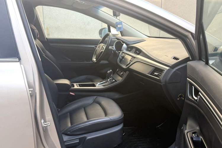 Used Geely Auto Emgrand GS 2016 Sport Edition 1.3T Automatic LingShang Model Right Front Seat