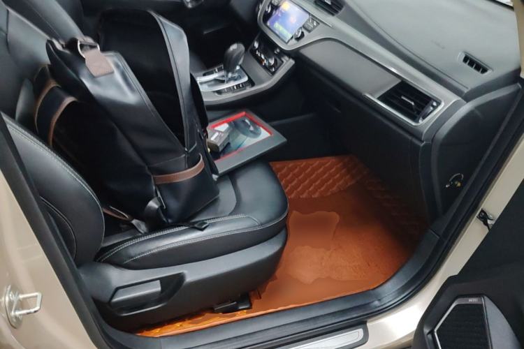 Used Geely Auto Emgrand GS 2016 Elegant Edition 1.3T Automatic LingShang Model Right Front Seat