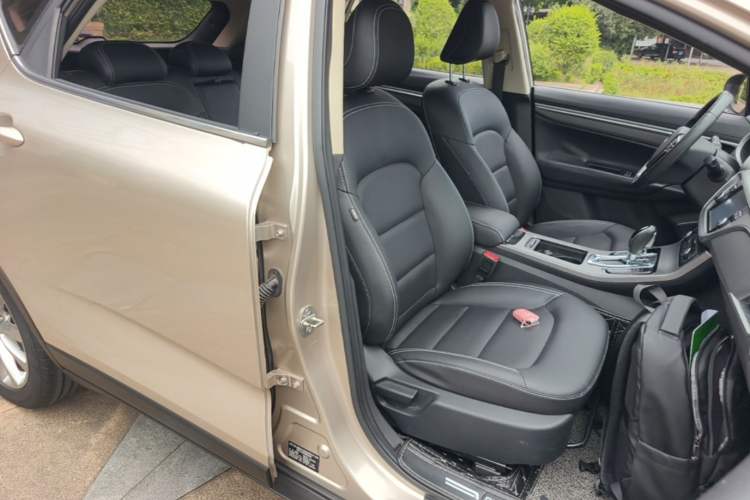 Used Geely Auto Emgrand GS 2016 Elegant Edition 1.8L Automatic LingShang Model Right Front Seat