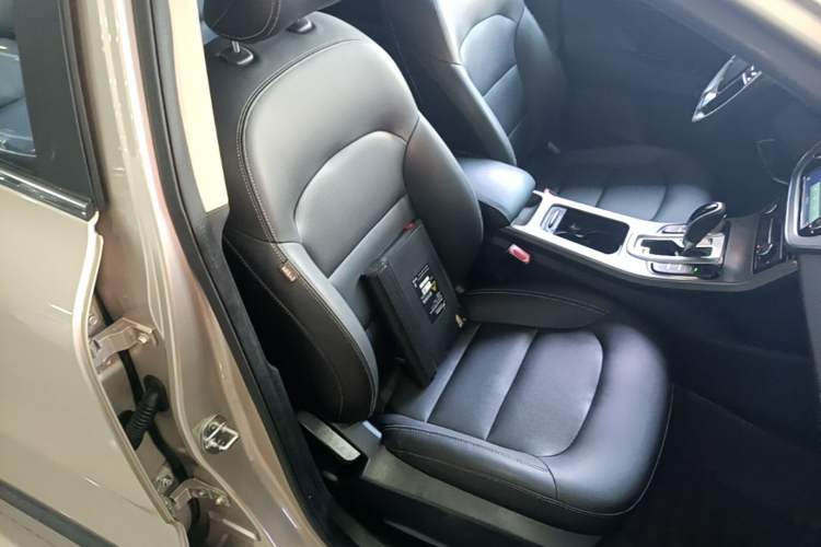 Used Geely Auto Emgrand GS 2016 Sport Edition 1.3T Automatic LingShang Model Right Front Seat