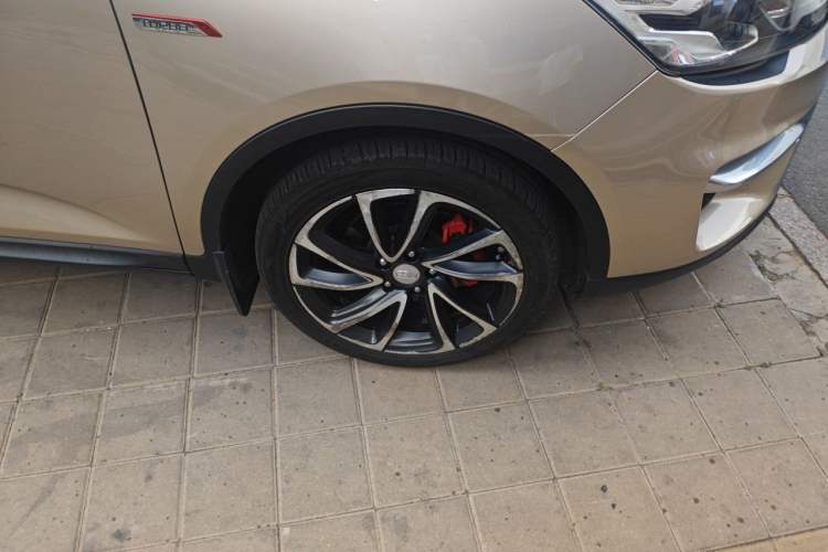 Used Geely Auto Emgrand GS 2016 Sport Edition 1.3T Automatic ZhenShang Model Right Front Wheel Hub
