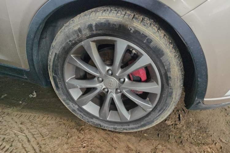 Used Geely Auto Emgrand GS 2016 Elegant Edition 1.3T Automatic LingShang Model Right Front Wheel Hub
