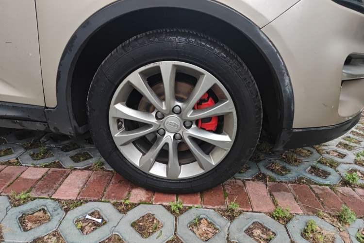 Used Geely Auto Emgrand GS 2016 Sport Edition 1.8L Automatic LingShang Model Right Front Wheel Hub