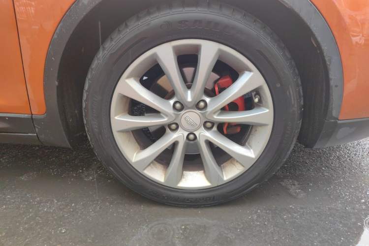 Used Geely Auto Emgrand GS 2016 Elegant Edition 1.3T Manual LingShang Model Right Front Wheel Hub