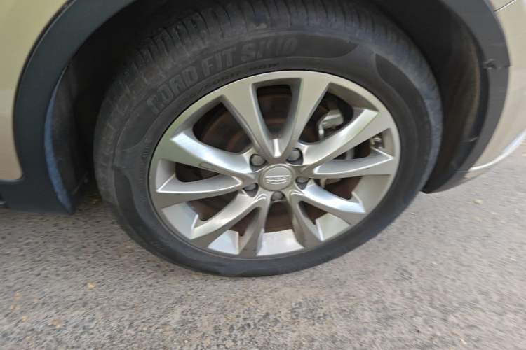 Used Geely Auto Emgrand GS 2016 Elegant Edition 1.8L Manual LingShang Model Right Front Wheel Hub