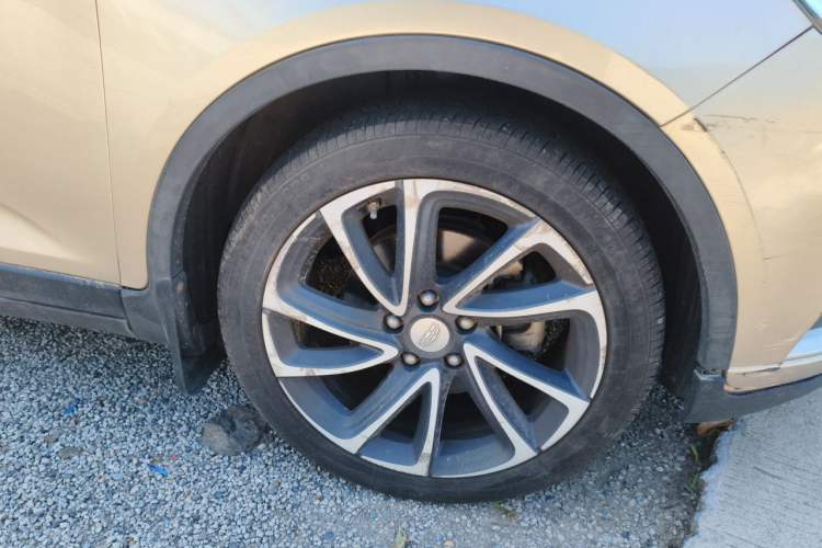 Used Geely Auto Emgrand GS 2016 Elegant Edition 1.3T Automatic ZhenShang Model Right Front Wheel Hub