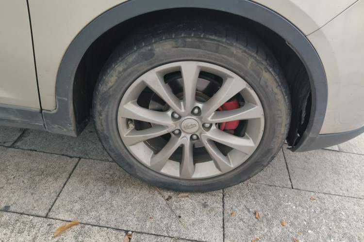 Used Geely Auto Emgrand GS 2016 Sports Edition 1.8L Manual LingShang Model Right Front Wheel Hub