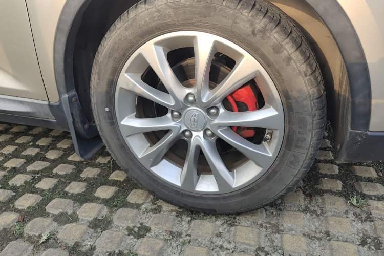 Used Geely Auto Emgrand GS 2016 Sport Edition 1.3T Manual LingShang Model Right Front Wheel Hub