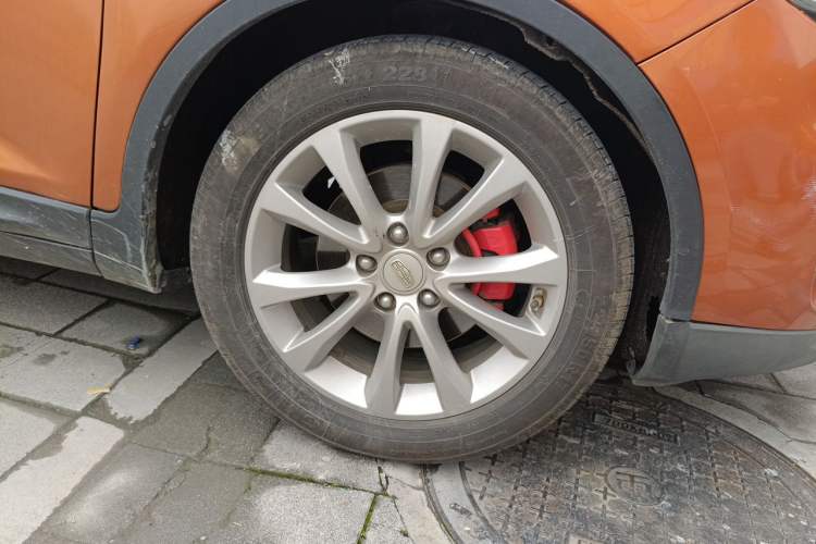 Used Geely Auto Emgrand GS 2016 Sports Edition 1.8L Manual LingShang Model Right Front Wheel Hub