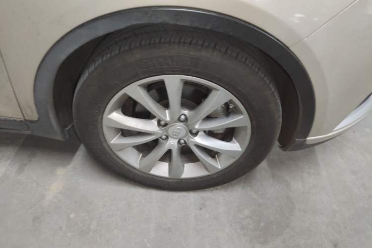 Used Geely Auto Emgrand GS 2016 Elegant Edition 1.3T Automatic LingShang Model Right Front Wheel Hub