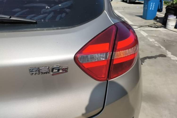 Used Geely Auto Emgrand GS 2016 Sports Edition 1.8L Manual LingShang Model Right Rear Taillight