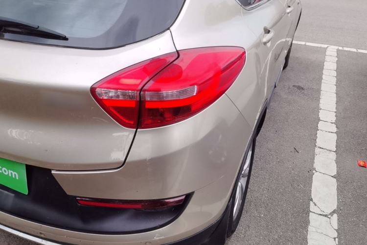 Used Geely Auto Emgrand GS 2016 Sport Edition 1.3T Automatic LingShang Model Right Rear Taillight