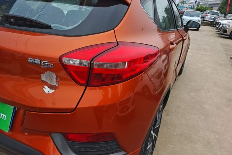 Used Geely Auto Emgrand GS 2016 Elegant Edition 1.3T Automatic ZhenShang Model Right Rear Taillight