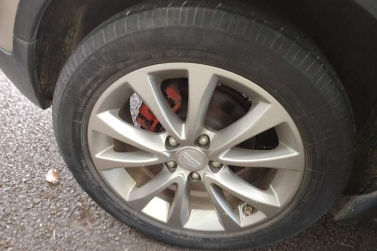 Used Geely Auto Emgrand GS 2016 Sports Edition 1.8L Manual LingShang Model Right Rear Wheel Hub