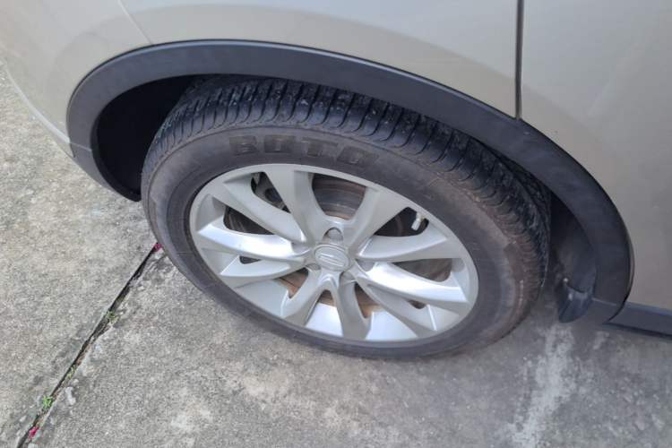 Used Geely Auto Emgrand GS 2016 Elegant Edition 1.3T Manual LingShang Model Right Rear Wheel Hub