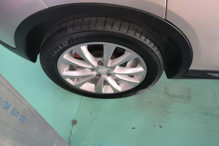 Used Geely Auto Emgrand GS 2016 Sport Edition 1.8L Automatic LingShang Model Right Rear Wheel Hub