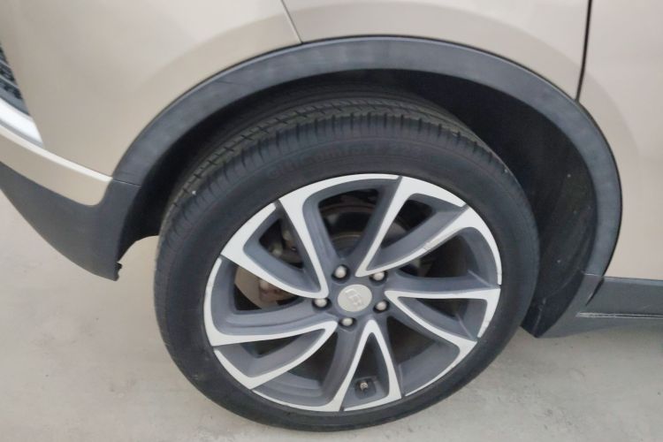 Used Geely Auto Emgrand GS 2016 Elegant Edition 1.3T Automatic ZhenShang Model Right Rear Wheel Hub