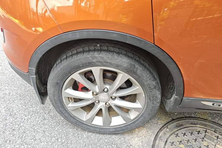 Used Geely Auto Emgrand GS 2016 Sport Edition 1.3T Automatic LingShang Model Right Rear Wheel Hub