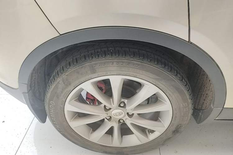 Used Geely Auto Emgrand GS 2016 Sports Edition 1.8L Manual LingShang Model Right Rear Wheel Hub