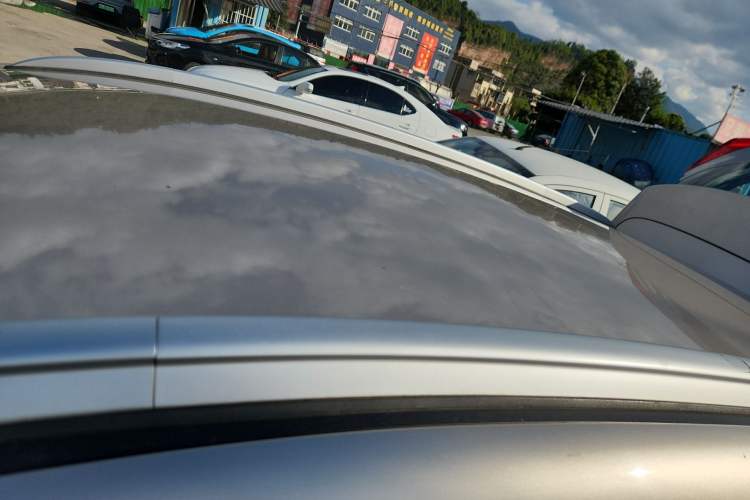 Used Geely Auto Emgrand GS 2016 Elegant Edition 1.3T Manual LingShang Model Roof