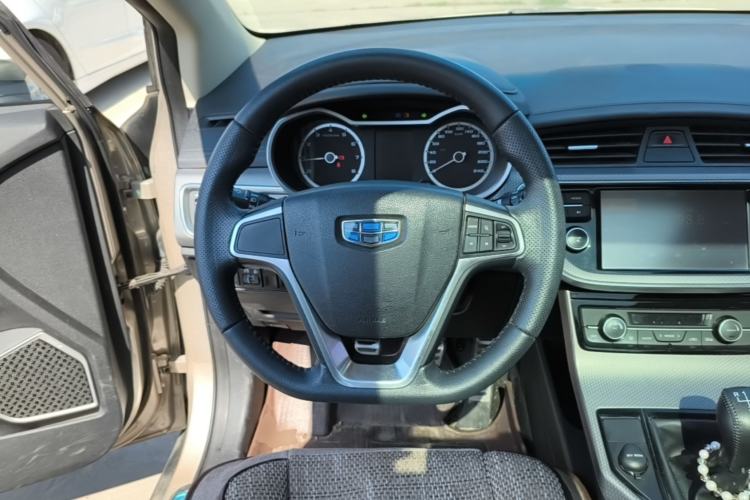 Used Geely Auto Emgrand GS 2016 Sports Edition 1.8L Manual LingShang Model Steering Wheel