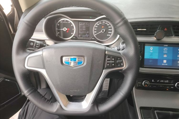Used Geely Auto Emgrand GS 2016 Sports Edition 1.8L Manual LingShang Model Steering Wheel