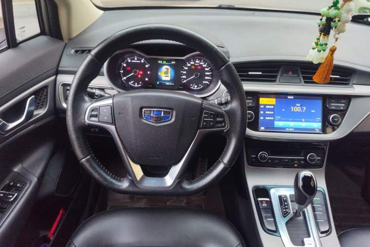 Used Geely Auto Emgrand GS 2016 Sport Edition 1.3T Automatic LingShang Model Steering Wheel