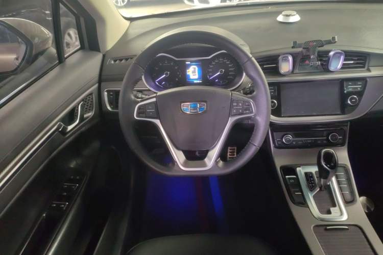 Used Geely Auto Emgrand GS 2016 Sport Edition 1.8L Automatic LingShang Model Steering Wheel
