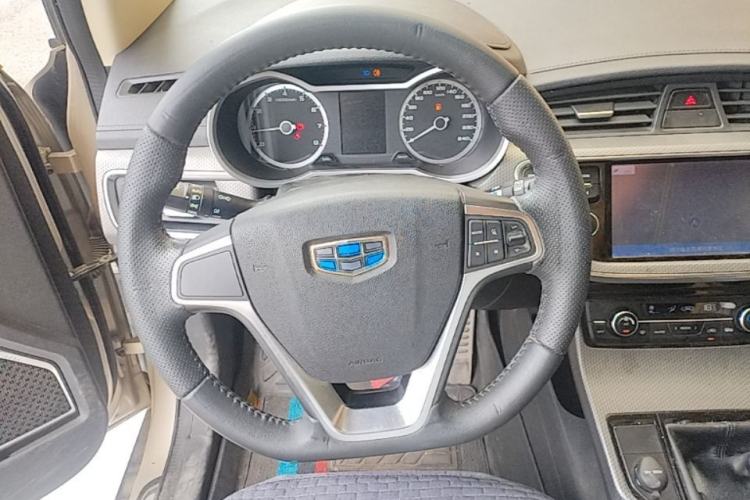 Used Geely Auto Emgrand GS 2016 Sports Edition 1.8L Manual LingShang Model Steering Wheel