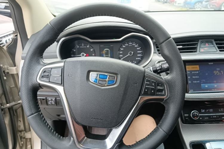 Used Geely Auto Emgrand GS 2016 Sport Edition 1.3T Automatic LingShang Model Steering Wheel
