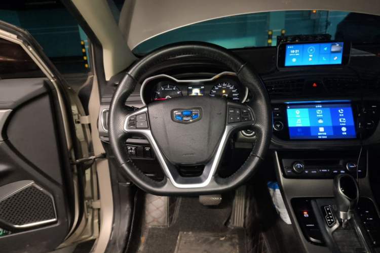 Used Geely Auto Emgrand GS 2016 Elegant Edition 1.3T Automatic LingShang Model Steering Wheel