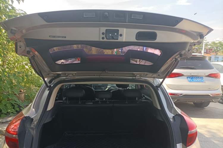 Used Geely Auto Emgrand GS 2016 Sport Edition 1.3T Manual LingShang Model Trunk
