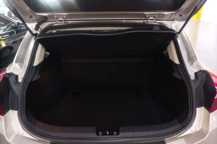 Used Geely Auto Emgrand GS 2016 Sport Edition 1.3T Automatic LingShang Model Trunk