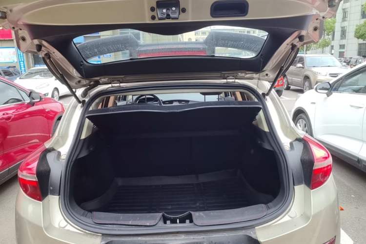 Used Geely Auto Emgrand GS 2016 Sport Edition 1.3T Automatic LingShang Model Trunk