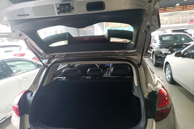Used Geely Auto Emgrand GS 2016 Sport Edition 1.3T Automatic LingShang Model Trunk