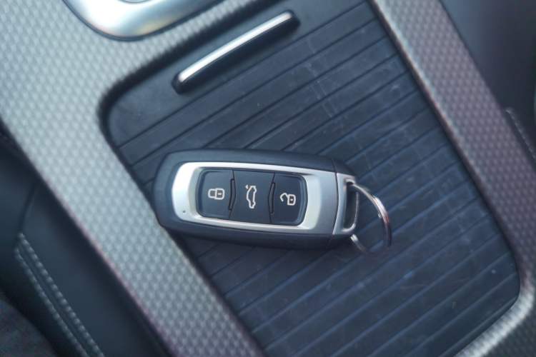 Used Geely Auto Emgrand GS 2016 Sport Edition 1.8L Automatic LingShang Model Vehicle Key