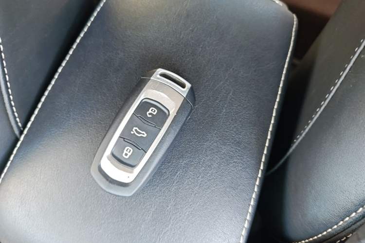 Used Geely Auto Emgrand GS 2016 Sport Edition 1.3T Automatic LingShang Model Vehicle Key