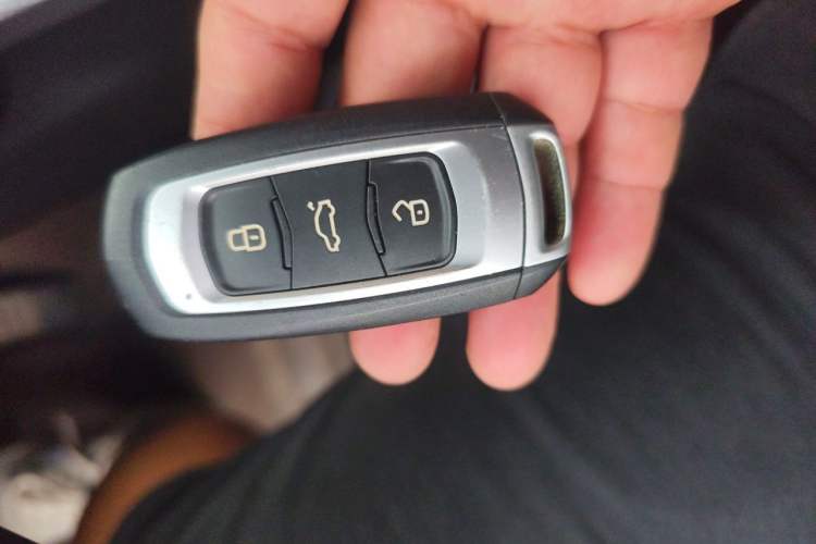 Used Geely Auto Emgrand GS 2016 Sport Edition 1.3T Automatic LingShang Model Vehicle Key