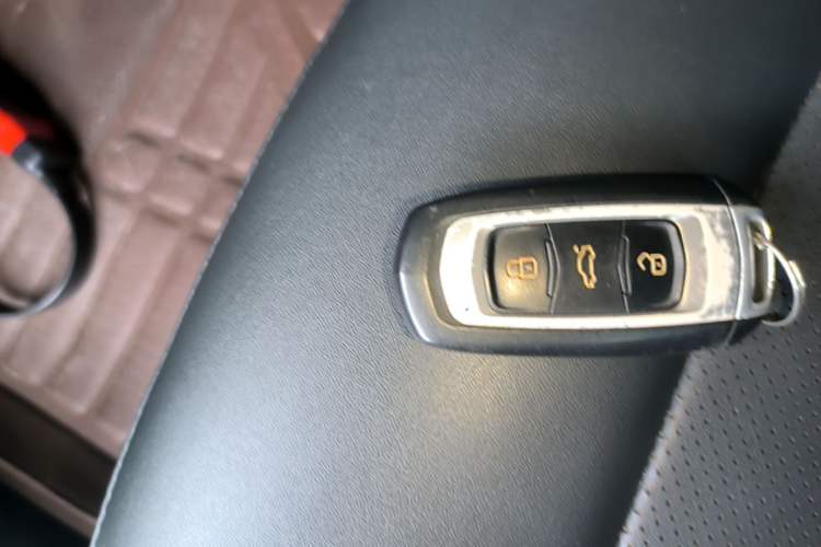 Used Geely Auto Emgrand GS 2016 Sport Edition 1.8L Automatic LingShang Model Vehicle Key