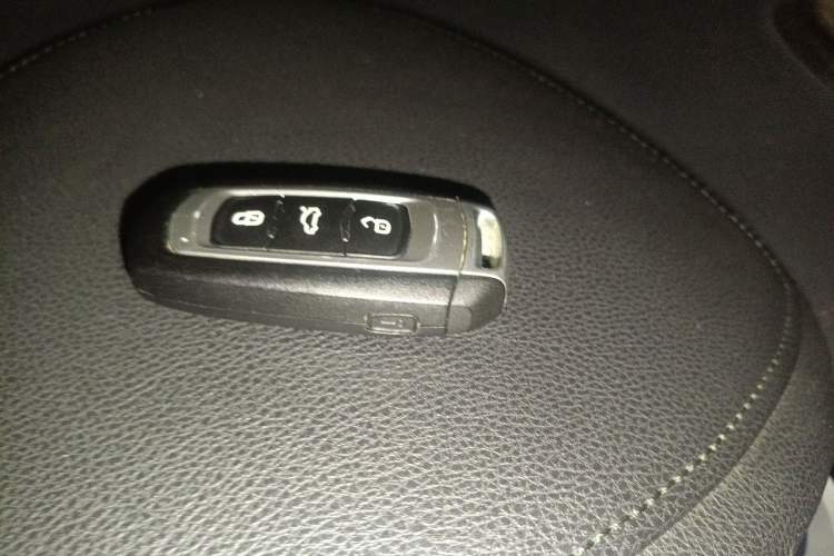 Used Geely Auto Emgrand GS 2016 Sports Edition 1.8L Manual LingShang Model Vehicle Key
