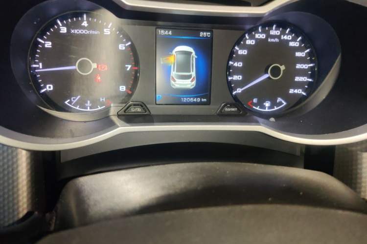 Used Geely Auto Emgrand GS 2017 Sport Edition 1.3T Automatic Smart Connectivity Model Odometer Close Up
