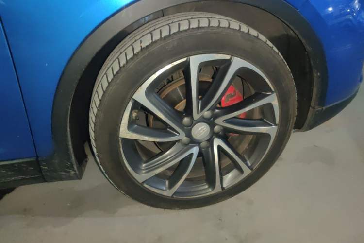 Used Geely Auto Emgrand GS 2017 Sport Edition 1.3T Automatic Smart Connectivity Model Right Front Wheel Hub